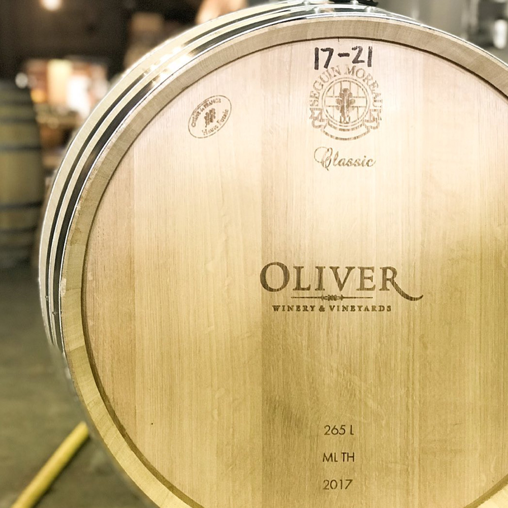 Oliver wine barrel