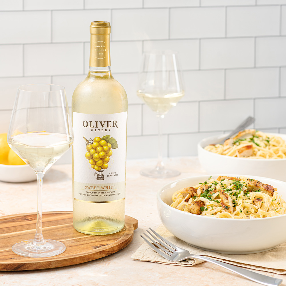 Oliver Sweet White Wine | Oliver Winery & Vineyards