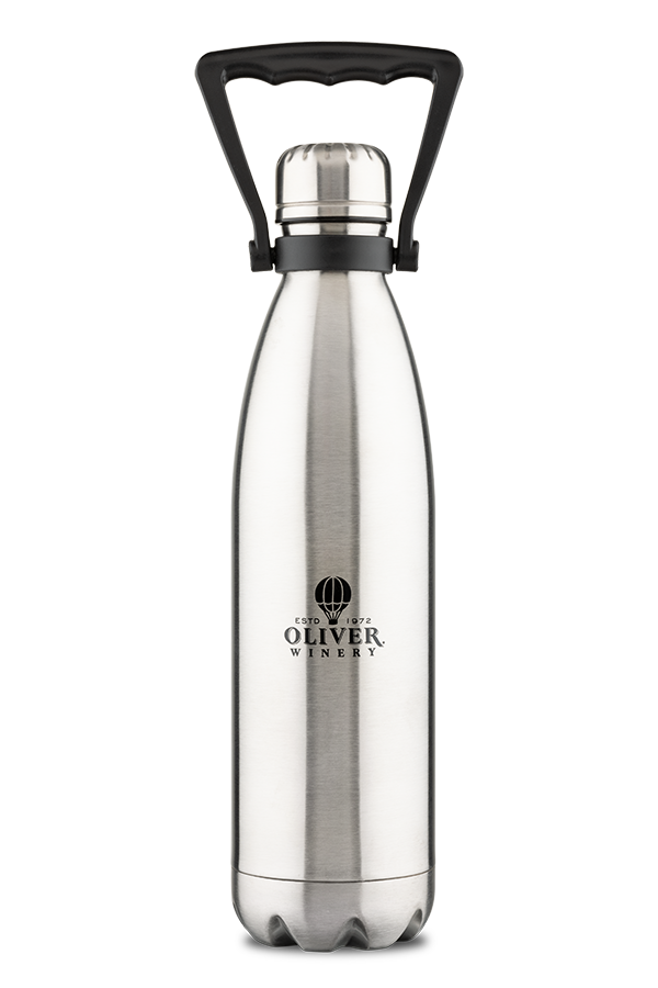 Stainless steel growler with Oliver Logo. 